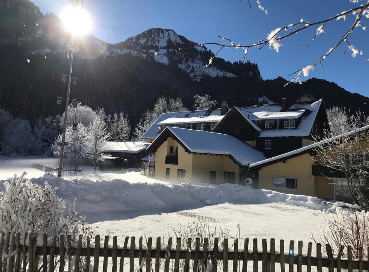 Hotel-Gasthof Der Wiesengrund Бад Хинделанг Екстериор снимка