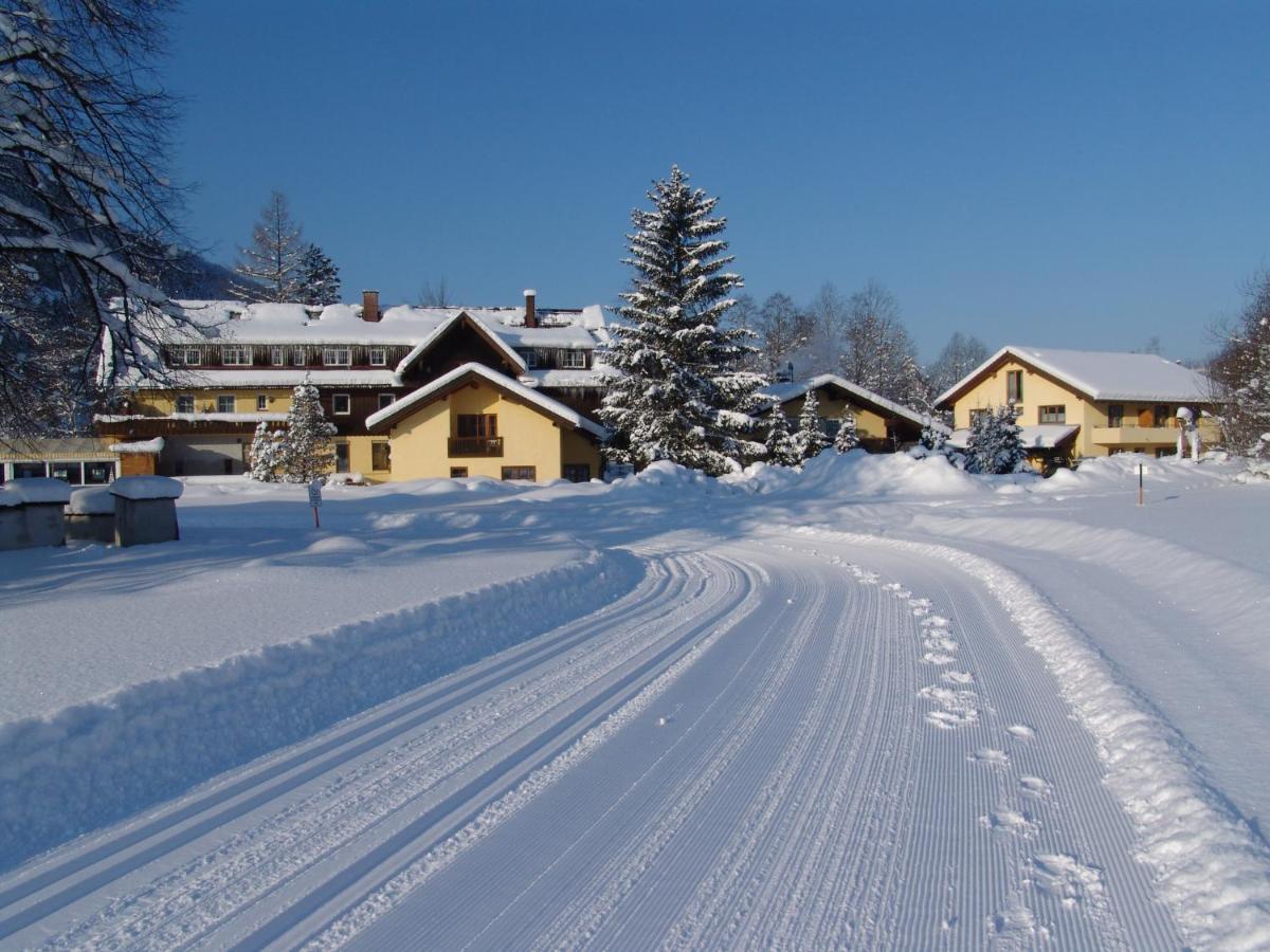 Hotel-Gasthof Der Wiesengrund Бад Хинделанг Екстериор снимка