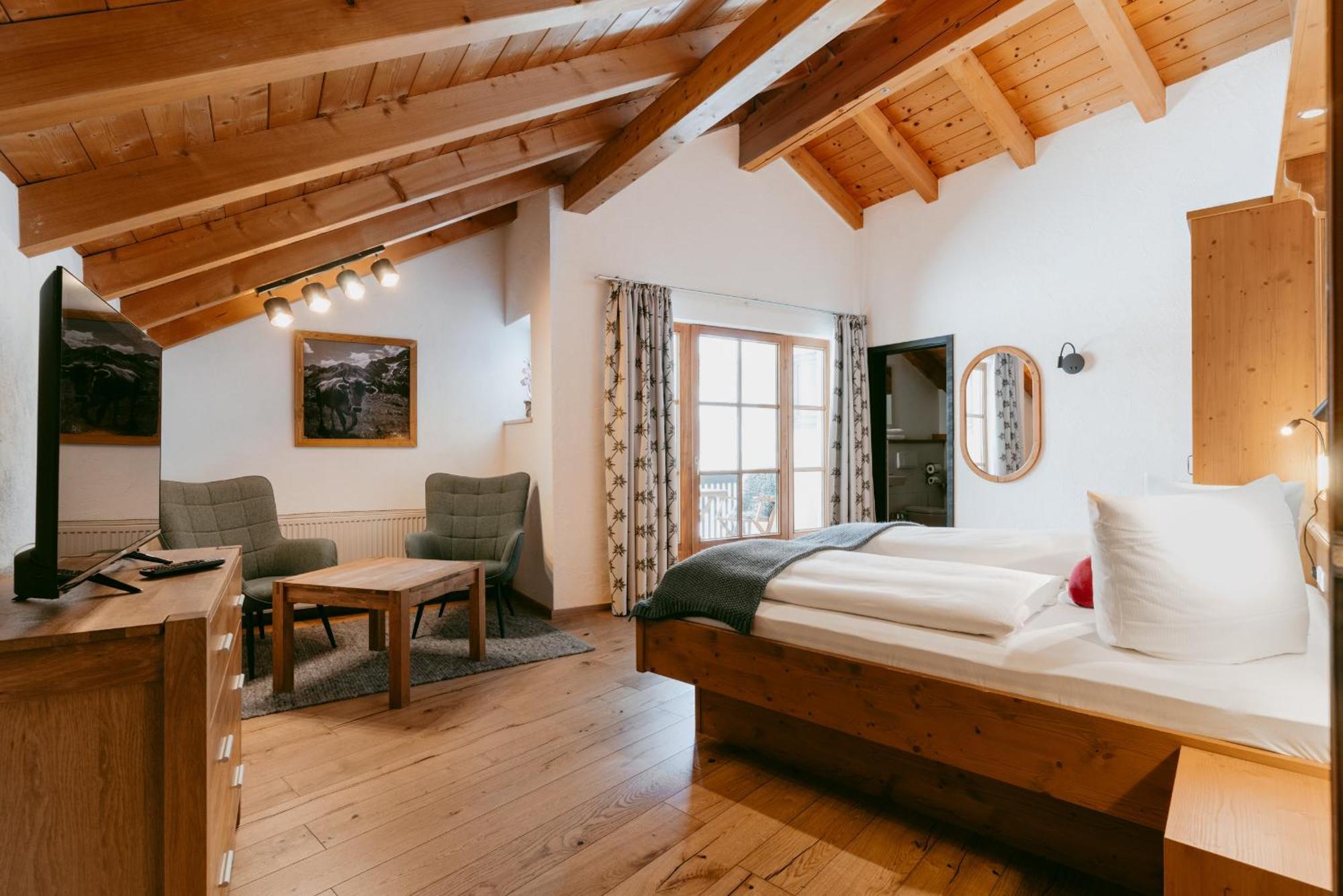 Hotel-Gasthof Der Wiesengrund Бад Хинделанг Екстериор снимка